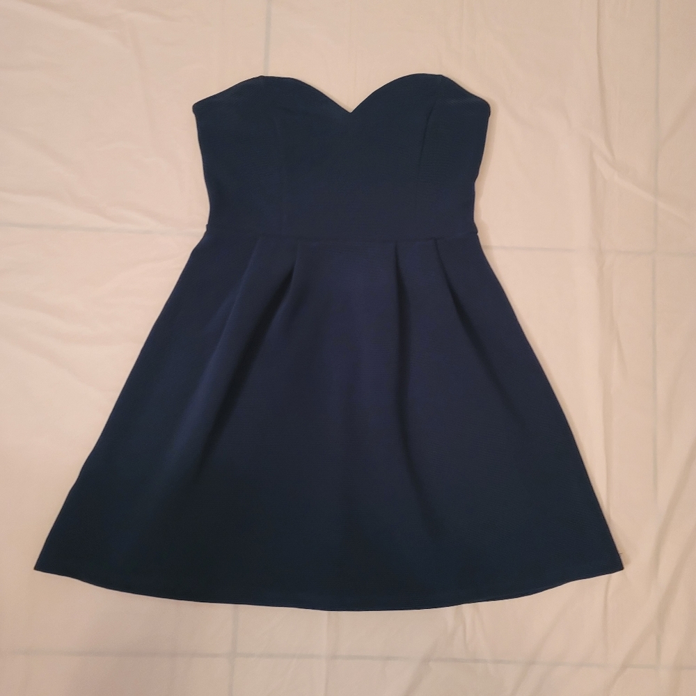 Forever 21 Strapless Dress Size Medium